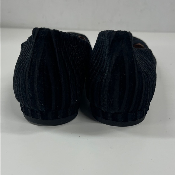 French Sole Elka Velvet Ballet Flat in Black Size 7.5 - Picture 6 of 8